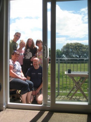 601304_579777682045287_1391645263_n